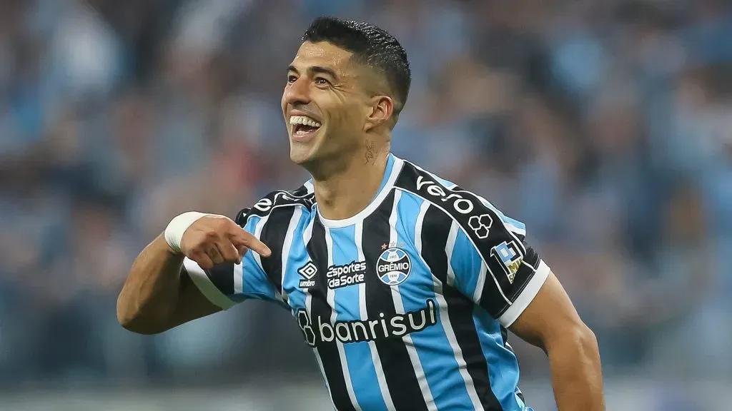 Foto: Pedro H. Tesch/AGIF - Nome pedido pela torcida já jogou com Luis Suárez.