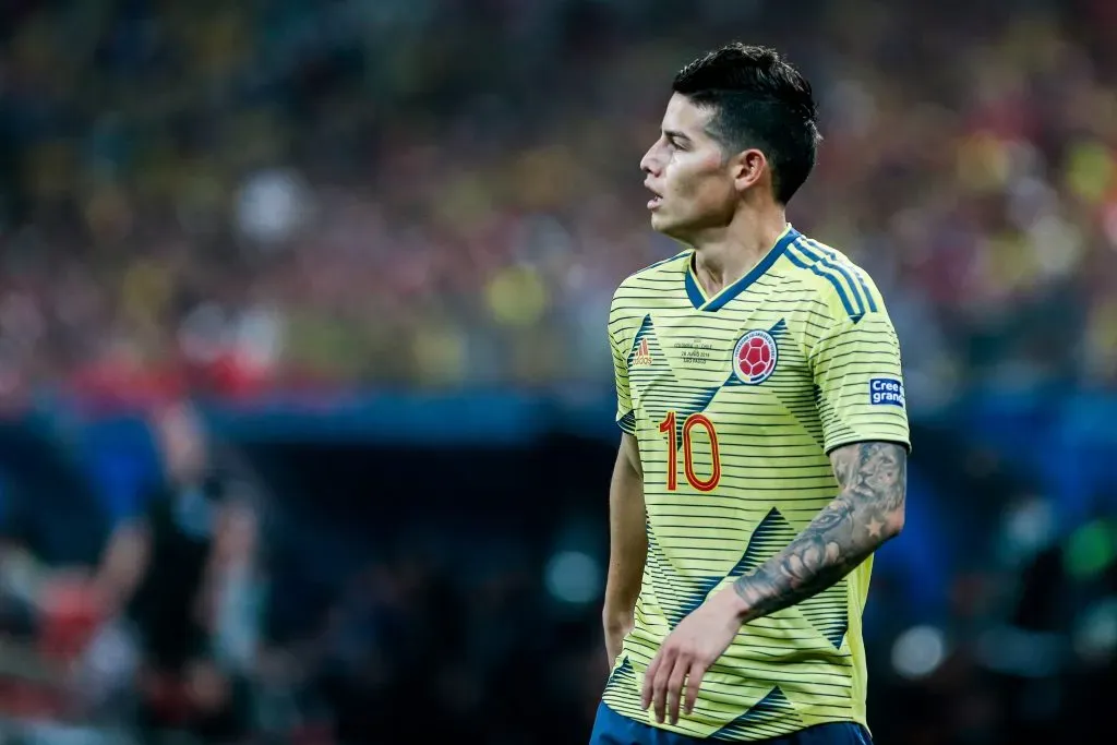 Foto: Marcello Zambrana/AGIF – O colombiano fez pedidos ao rival do Glorioso