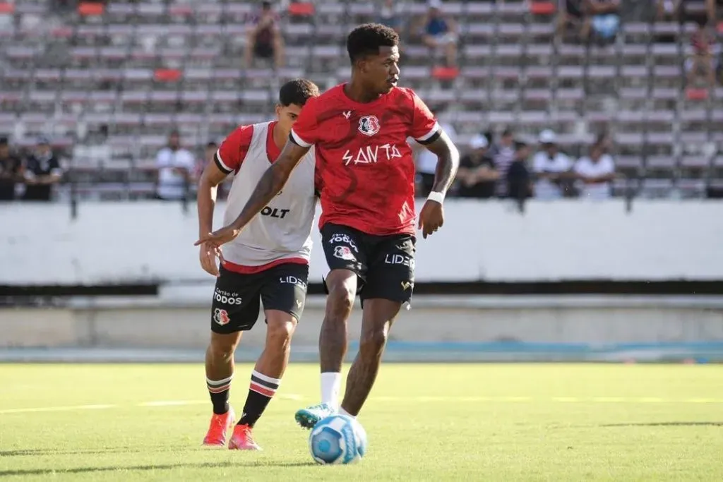 Foto: Evelyn / Santa Cruz - Emerson Souza