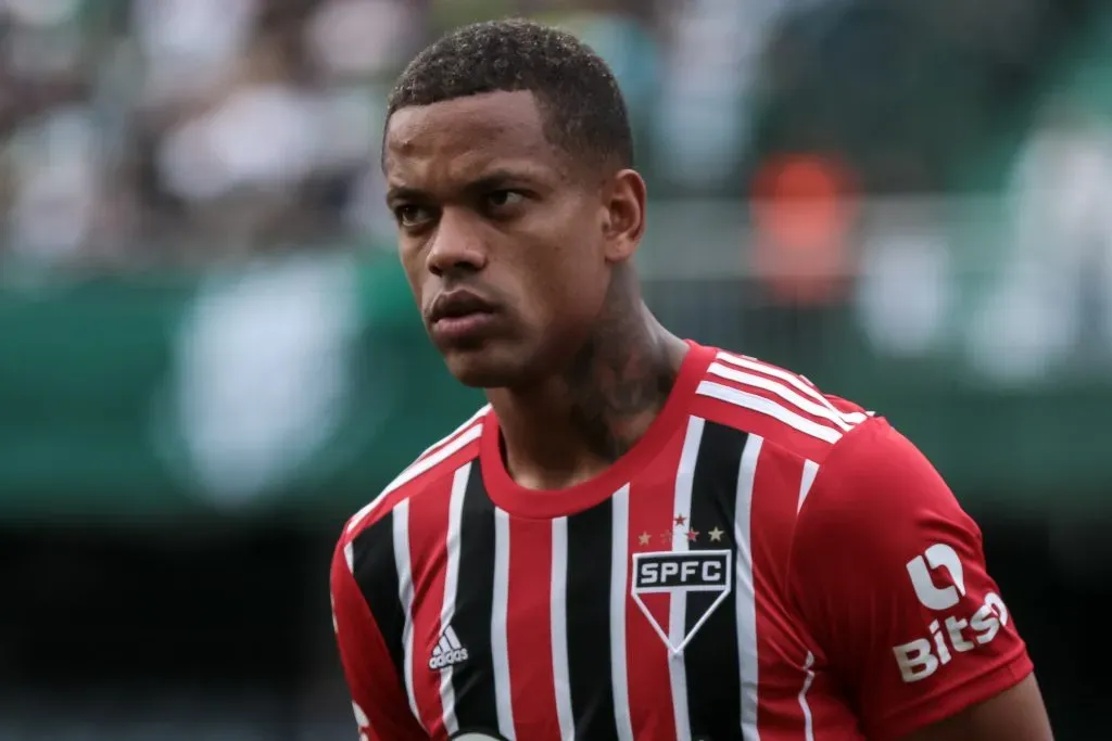 Foto: Robson Mafra/AGIF – Caio Paulista é atacante de origem.