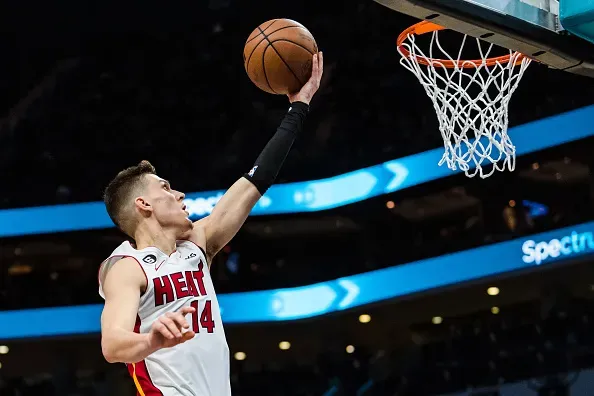 Herro foi um dos principais nomes do Heat na temporada regular. Créditos: Jacob Kupferman/Getty Images