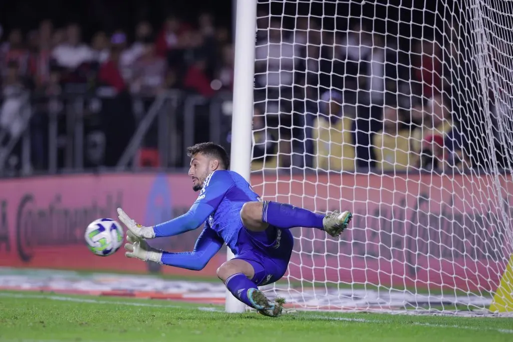 SP – SAO PAULO – 01/06/2023 – COPA DO BRASIL 2023, SAO PAULO X SPORT – Rafael jogador do Sao Paulo comemora penalti defendido em decisao durante partida contra o Sport no estadio Morumbi pelo campeonato Copa do Brasil 2023. Foto: Ettore Chiereguini/AGIF