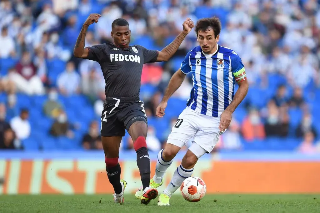 (Photo by Juan Manuel Serrano Arce/Getty Images) – Jean Lucas pode ter a saída facilitada.