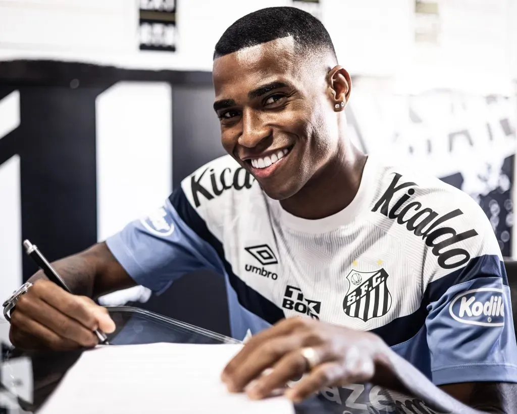 Foto: Raul Baretta/ Santos FC – Jean Lucas era alvo do Palmeiras desde janeiro, mas Anderson Barros perdeu disputa para o Santos