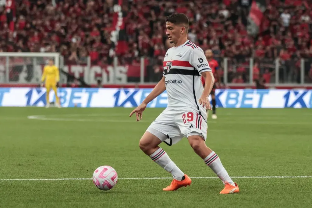 Foto: Robson Mafra/AGIF – Pablo Maia: em alta no São Paulo