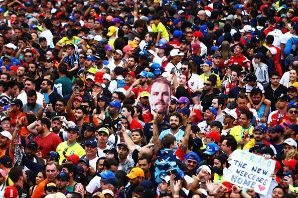 Público em Interlagos no GP de São Paulo de 2022. Foto: Getty Images