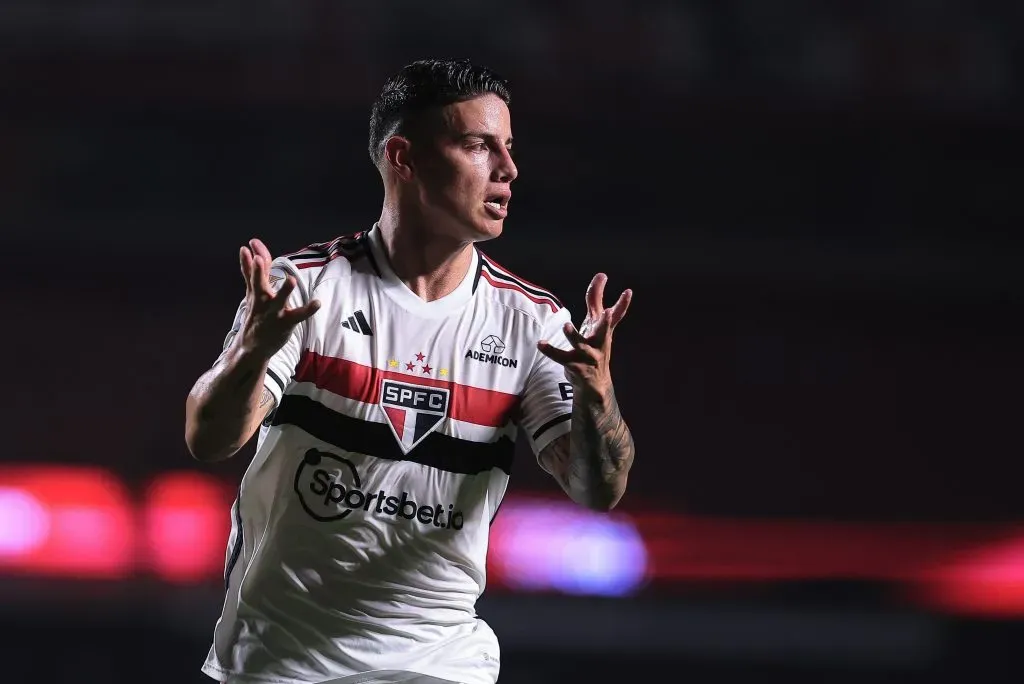 James Rodriguez jogador do Sao Paulo durante partida contra o Fortaleza no estadio Morumbi pelo campeonato Brasileiro A 2023. Ettore Chiereguini/AGIF