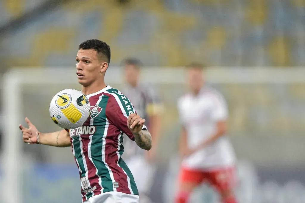 Calegari vinha bem no futebol da MLS, mas lesão grave do joelho o fez retornar ao Flu – Foto: Thiago Ribeiro/AGIF