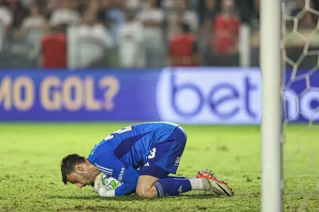 Rafael na Vila Belmiro no jogo contra o Bragantino no Campeonato Brasileiro. Foto: Fernanda Luz/AGIF