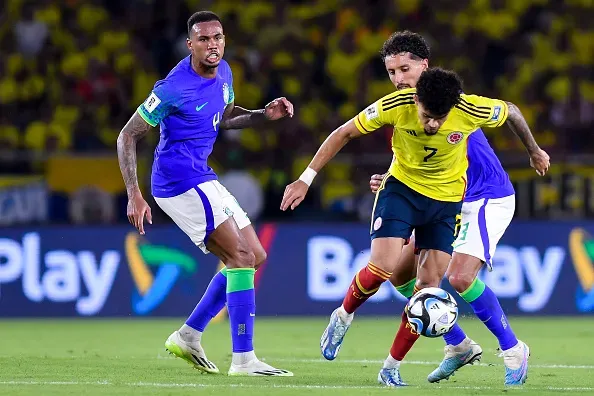 Foto: Gabriel Aponte/Getty Images – Colômbia venceu o Brasil por 2 a 1