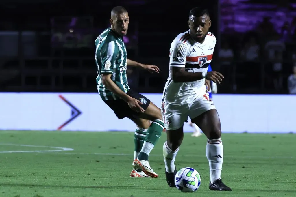 Luan, jogador do São Paulo, durante partida contra o Coritiba no estádio Morumbi pelo campeonato Brasileiro A 2023. Foto: Marcello Zambrana/AGIF