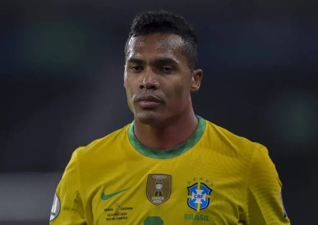 Alex Sandro na Seleção Brasileira. Foto: Thiago Ribeiro/AGIF