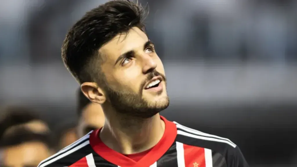 Foto: Abner Dourado/AGIF – Lucas Beraldo está de volta ao São Paulo