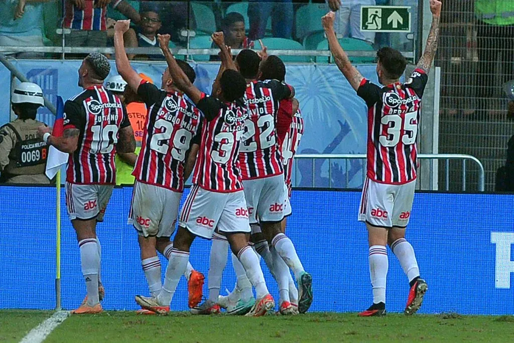 Jogadores do São celebrando o gol diante do Bahia. Foto: Walmir Cirne/AGIF