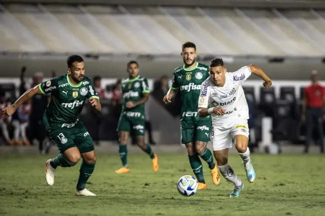 Foto: Abner Dourado/AGIF – Deivid Washington foi revelado pelo Santos