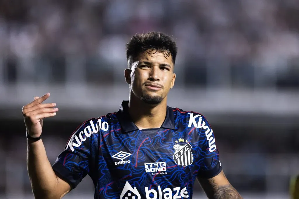 Marcos Leonardo jogador do Santos durante partida contra o Cuiaba no estadio Vila Belmiro pelo campeonato Brasileiro A 2023. Foto: Abner Dourado/AGIF