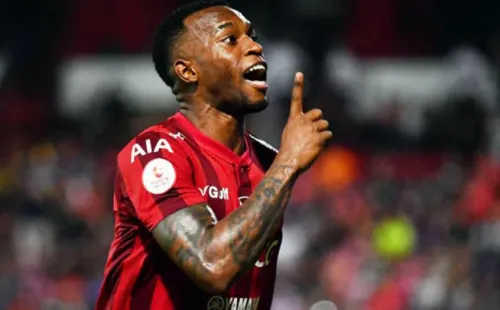 Heberty marcou duas vezes contra o Ratchaburi (Foto: Divulgação)