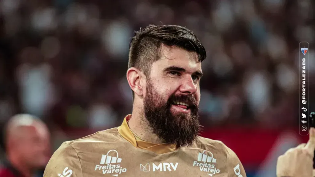 Foto: Foto: Mateus Lotif/Fortaleza – Fernando Miguel em jogo pelo Fortaleza