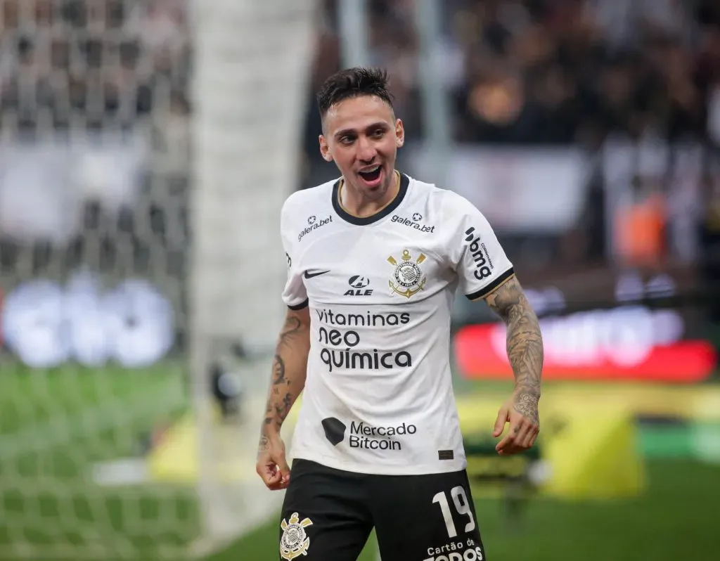 Mosquito ainda não renovou com o Timão – Foto: Rodrigo Coca/Ag. Corinthians