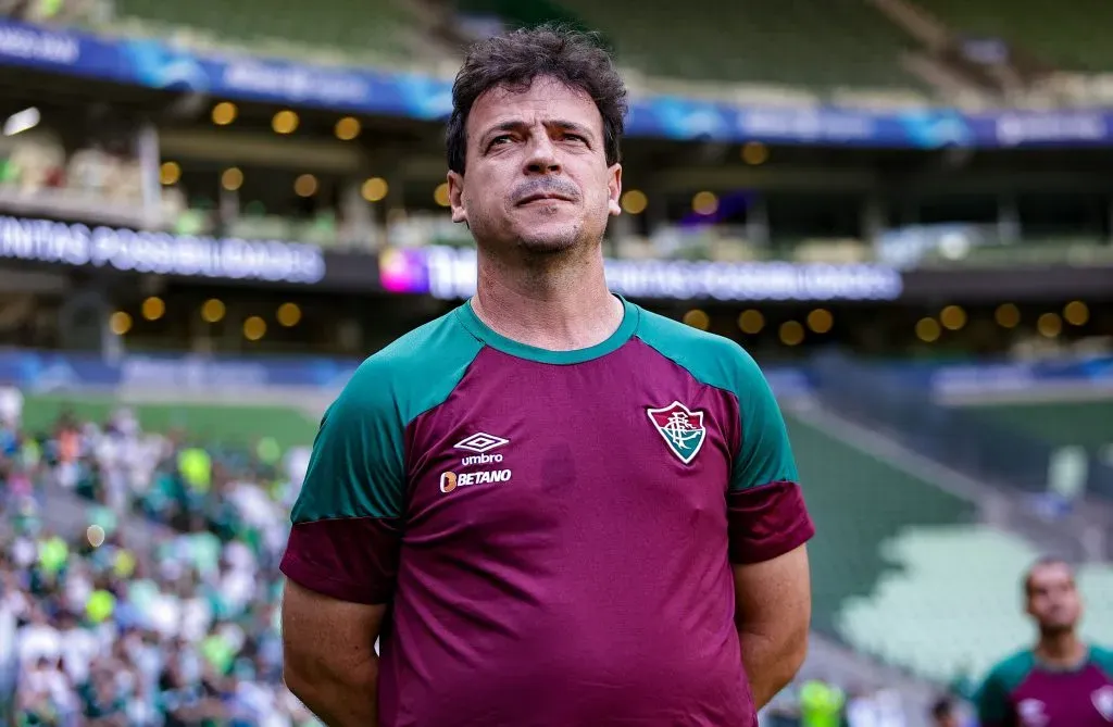 Fernando Diniz tecnico do Fluminense durante partida pelo campeonato Brasileiro A 2023. Foto: Fabio Giannelli/AGIF