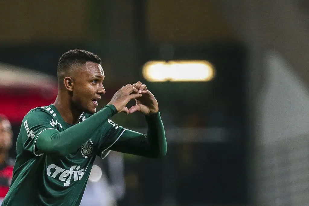 Luan Cândido iniciou sua carreira como profissional no Palmeiras Foto: : Ale Cabral/AGIF