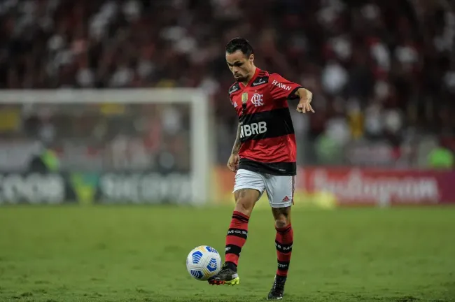 Michael, jogador do Flamengo, durante partida contra o Corinthians no estádio Maracanã pelo campeonato Brasileiro A 2021. Foto: Thiago Ribeiro/AGIF