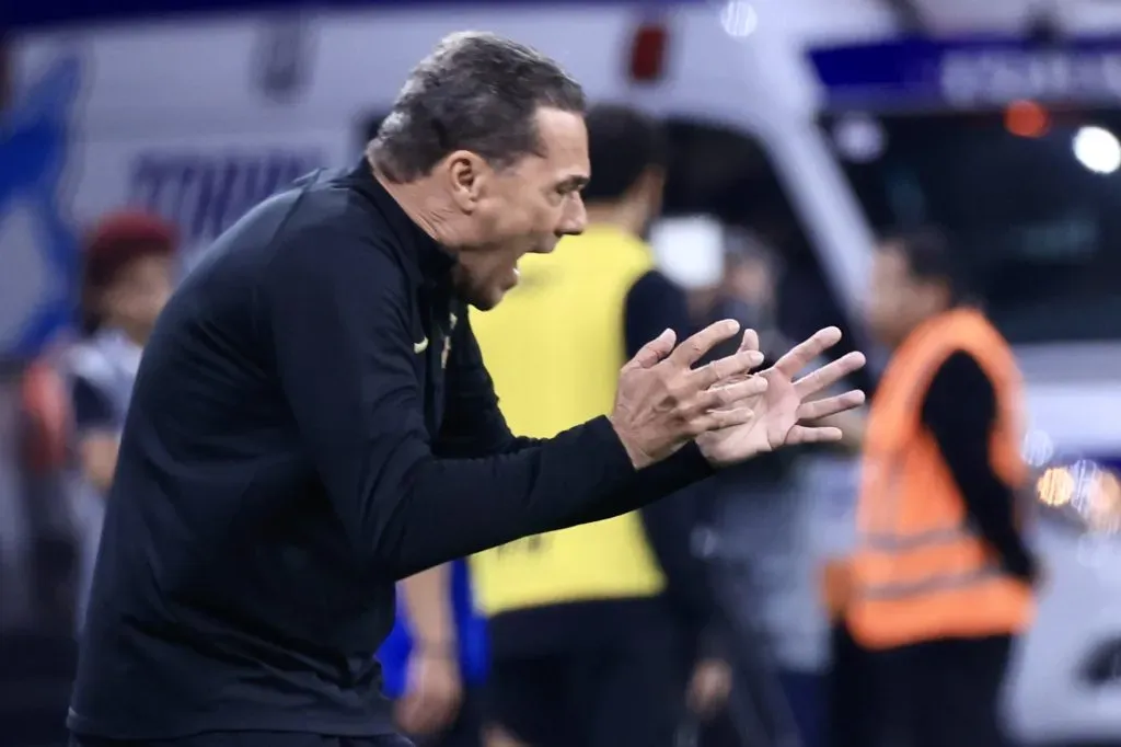 SP – SAO PAULO – 22/09/2023 – BRASILEIRO A 2023, CORINTHIANS X BOTAFOGO – Vanderlei Luxemburgo tecnico do Corinthians durante partida contra o Botafogo no estadio Arena Corinthians pelo campeonato Brasileiro A 2023. Foto: Marcello Zambrana/AGIF