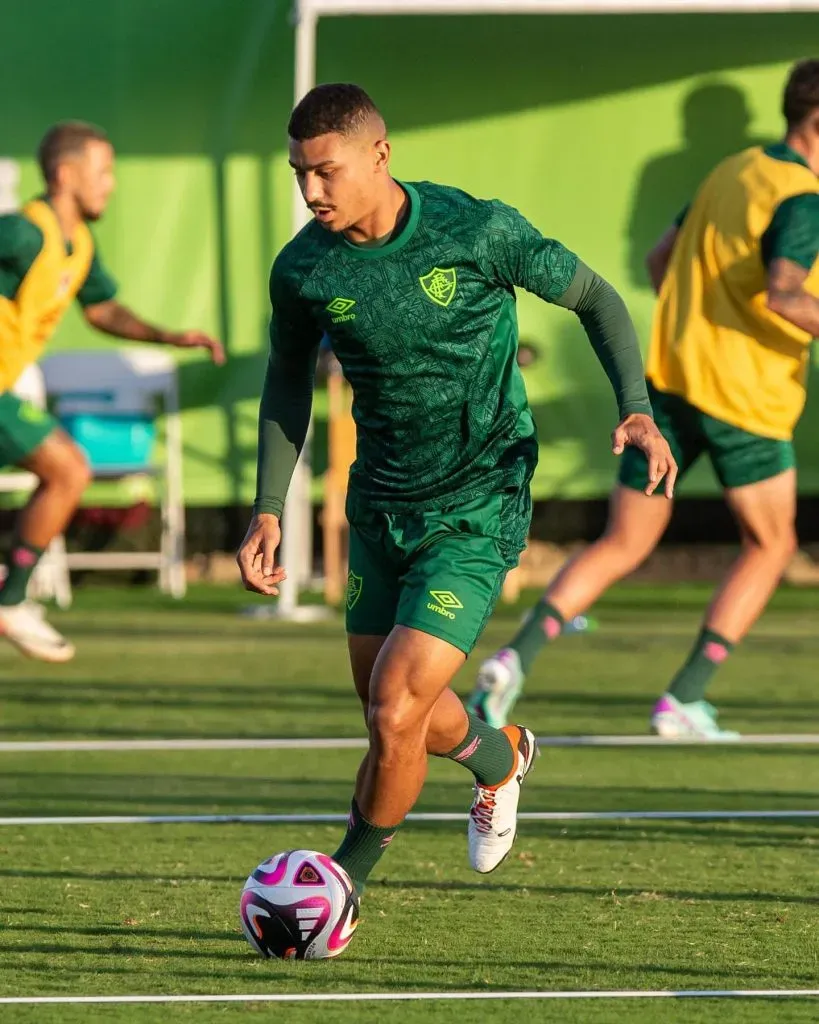 André, do Fluminense, treina na Arábia Saudita se preparando para o Mundial: Foto: Marcelo Gonçalves / Fluminense.