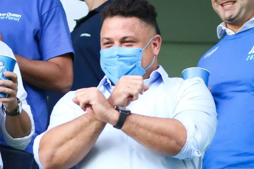 Ronaldo nas arquibancadas do Mineirão. Foto: Fernando Moreno/AGIF