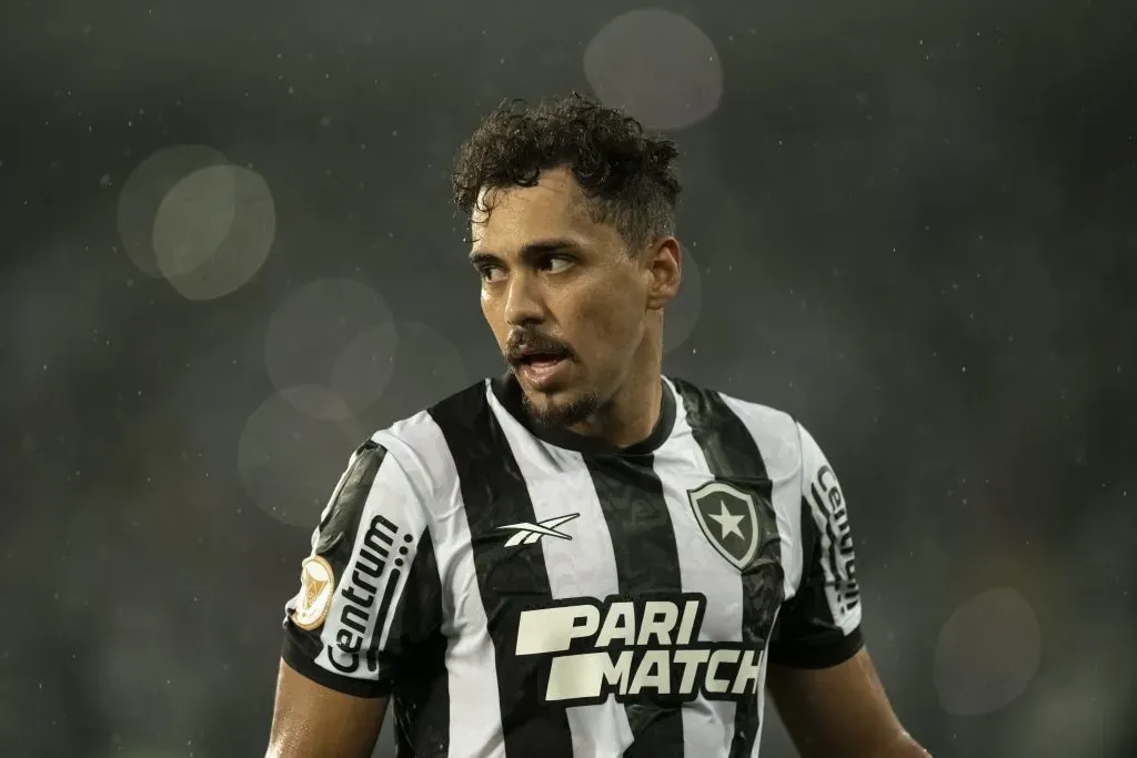 Fiel repercutiu o interesse no veterano – Foto: Jorge Rodrigues/AGIF.