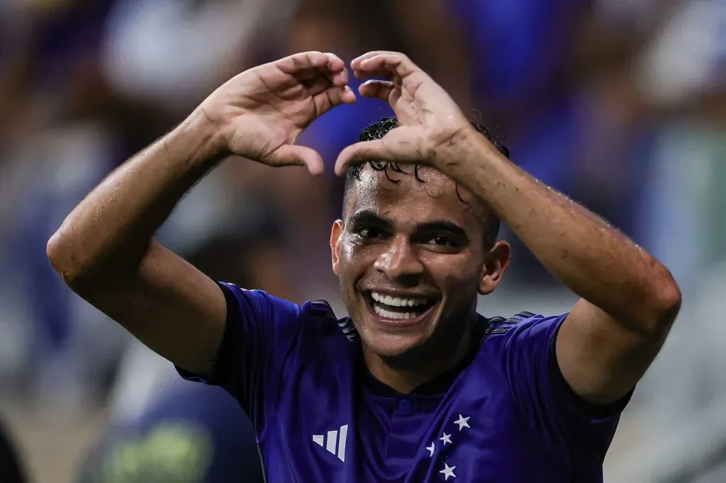 Bruno Rodrigues jogador do Cruzeiro comemora seu gol durante partida contra o Bahia no estadio Mineirao pelo campeonato Brasileiro A 2023. Foto: Gilson Lobo/AGIF