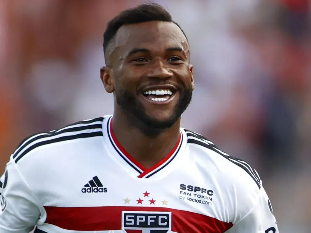 Luan, volante do São Paulo. Foto: Thiago Calil/AGIF