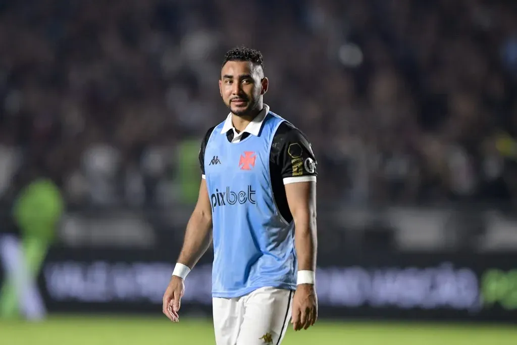 Payet jogador do Vasco durante partida pelo campeonato Brasileiro A 2023. Foto: Thiago Ribeiro/AGIF