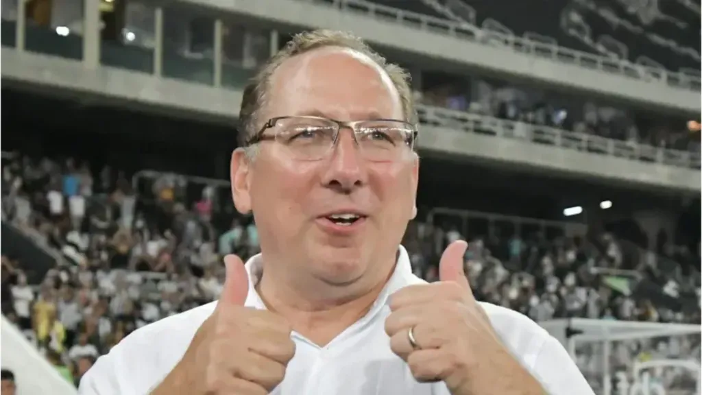 Foto: Thiago Ribeiro/AGIF - John Textor, proprietário da SAF do Botafogo