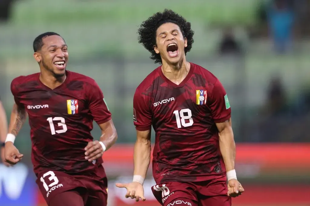CARACAS, VENEZUELA – OCTOBER 10: Eduard Bello of Venezuela celebrates after scoring the second goal if his team during a match between Venezuela and Ecuador as part of South American Qualifiers for Qatar 2022 at Estadio Olimpico on October 10, 2021 in Caracas, Venezuela. (Photo by Edilzon Gamez/Getty Images)