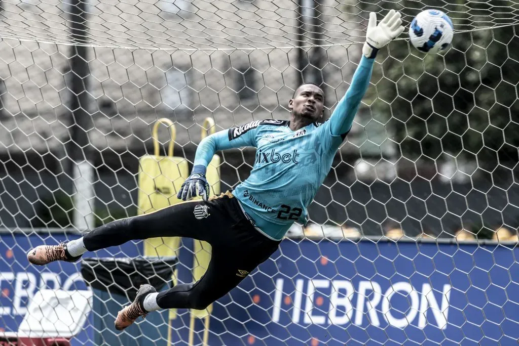 John está na mira do BotafogoFoto: Ivan Storti/Santos FC