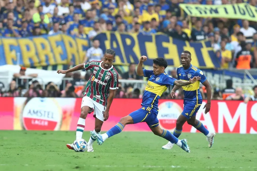 Medina em partida diante do Fluminense. (Photo by Raul Sifuentes/Getty Images)