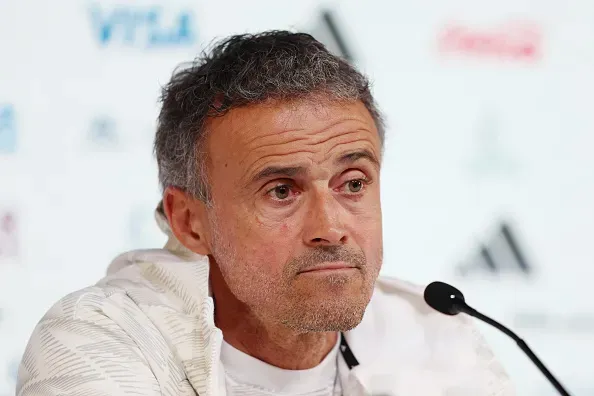 Foto: Mohamed Farag/Getty Images – Luis Enrique é o treinador do PSG