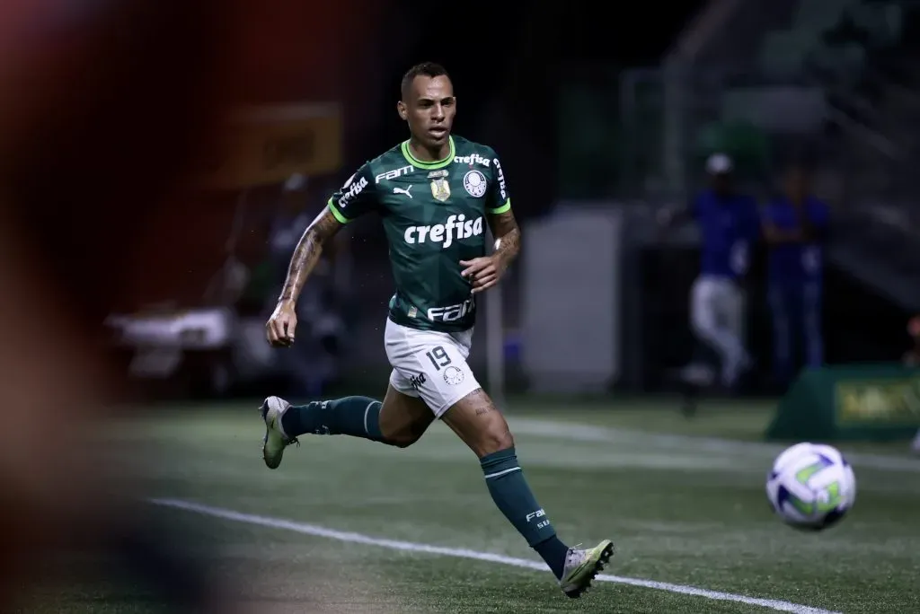 SP – SAO PAULO – 29/11/2023 – BRASILEIRO A 2023, PALMEIRAS X AMERICA-MG – Breno Lopes jogador do Palmeiras durante partida contra o America-MG no estadio Arena Allianz Parque pelo campeonato Brasileiro A 2023. Foto: Marcello Zambrana/AGIF