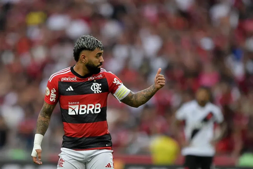Gabigol é o dono da camisa 10 do Flamengo, que foi de zico. Foto: Thiago Ribeiro/AGIF