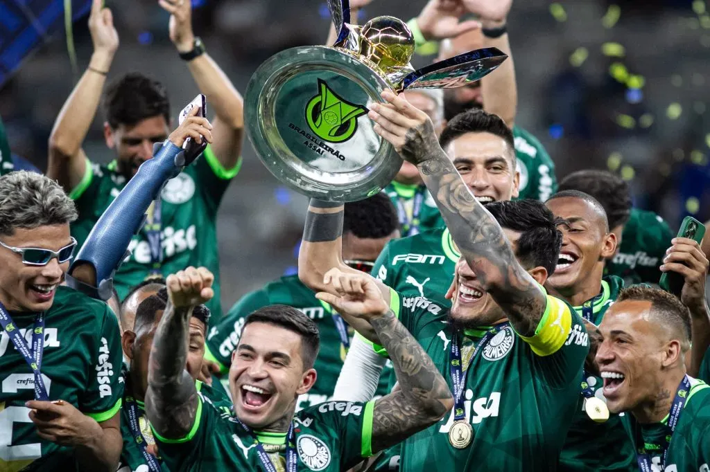 Palmeiras levanta taça de Campeão Brasileiro. Foto: Fernando Moreno/AGIF