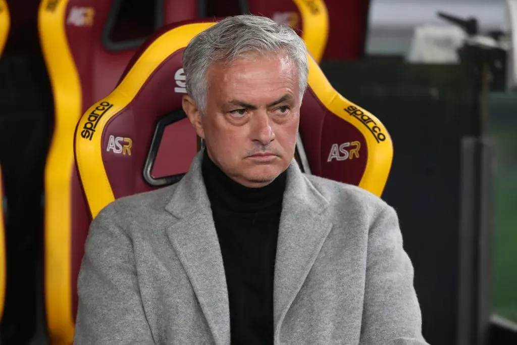 ROME, ITALY – JANUARY 03:  Jose Mourinho, Head Coach of AS Roma, looks on prior to the Coppa Italia Round of 16 match between AS Roma and Cremonese at Stadio Olimpico on January 03, 2024 in Rome, Italy. (Photo by Paolo Bruno/Getty Images)