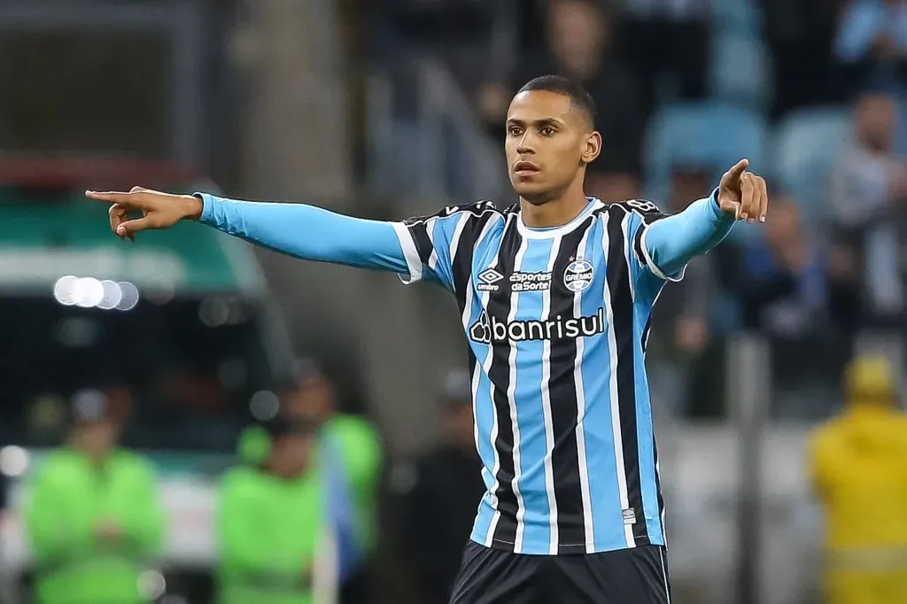 Bruno Alves jogará no Cuiabá.Foto: Pedro H. Tesch/AGIF