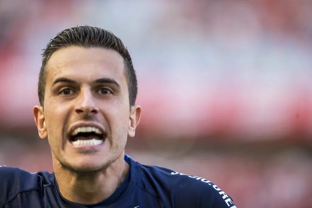 Grohe é um dos alvos de Marcelo Teixeira no Santos . Foto:Jeferson Guareze/AGIF