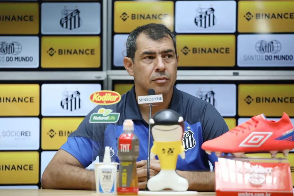 Santos busca resolver a situação de Carille de imediato. Foto : Pedro Ernesto Guerra Azevedo/SAntos FC