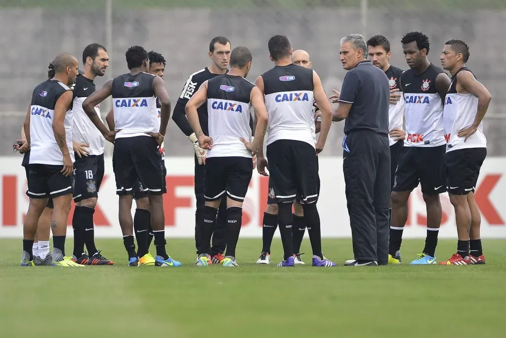Foto: Mauro Horita/AGIF – CT do Corinthians tem o nome de Joaquim Grava