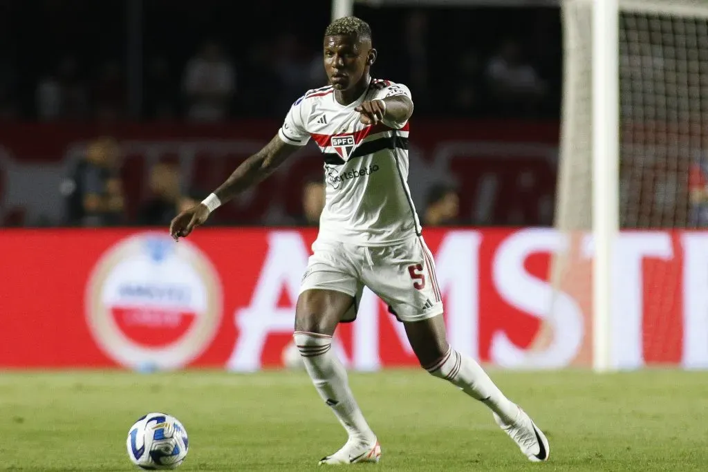 Arboleda tem contrato com o São Paulo até o fim de 2024 – Foto: Miguel Schincariol/Getty Images