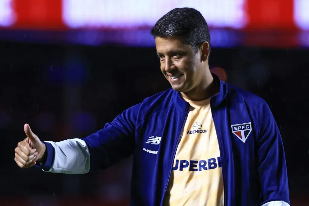 Carpini deve ajudar a diretoria – Foto: Marcello Zambrana/AGIF.