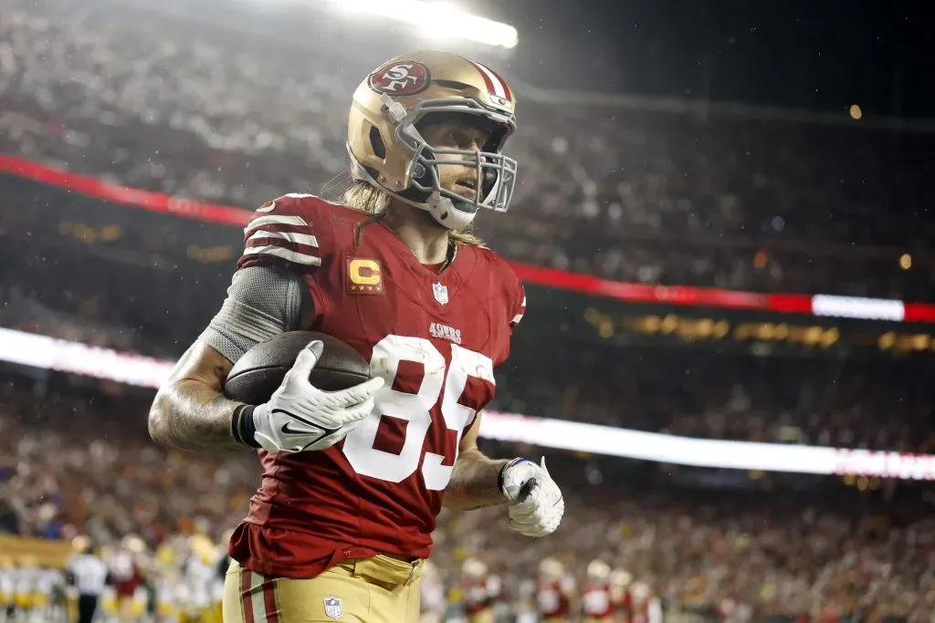 George Kittle, dos 49ers, na semifinal de conferência da NFC, contra os Packers(Foto: Lachlan Cunningham/Getty Images)