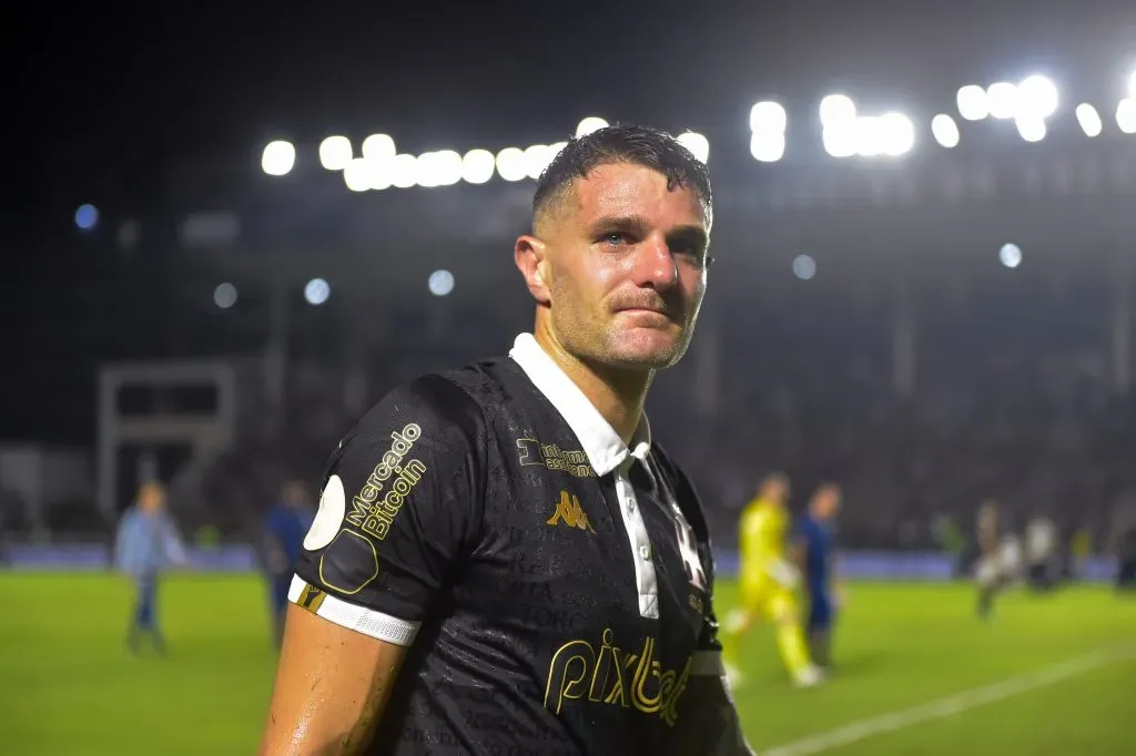 Vegetti ainda não renovou com o Vasco Foto: Thiago Ribeiro/AGIF